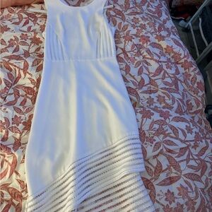 Avantlook White Sleeveless Sheath Dress